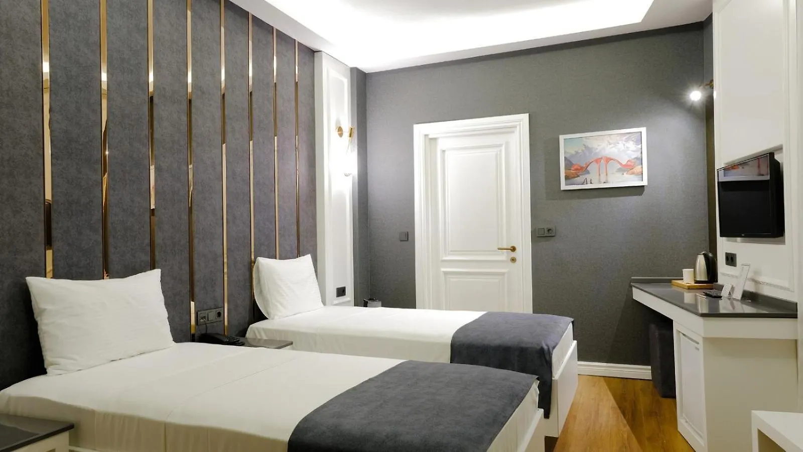 Mai Inci Otel Antalya 3*,